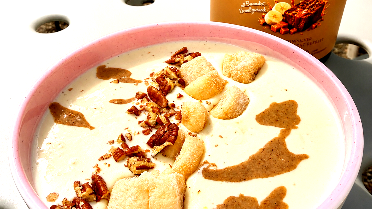 Image of Banana Bread Caramel Protein-Bowl