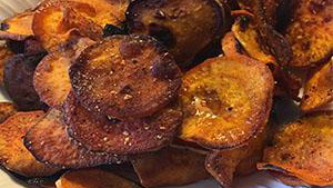 Image of Sweet Potato Chips with Carrot and Beet Powders