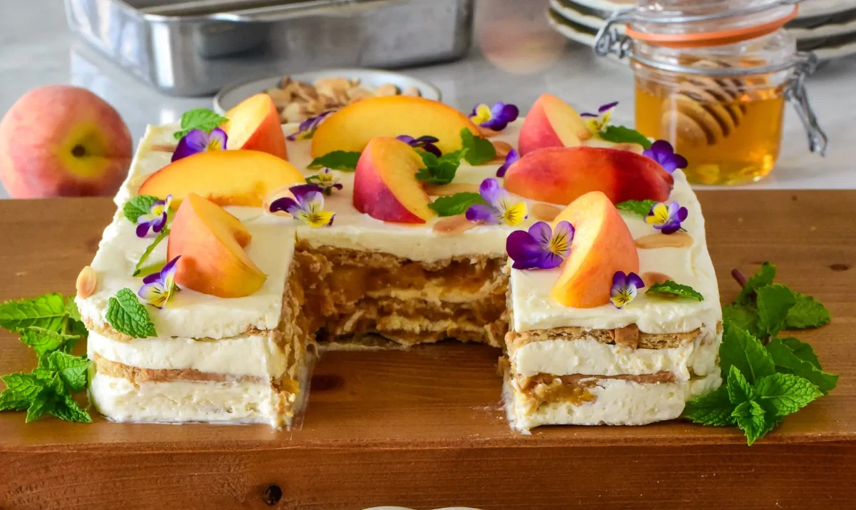 Caramelized Peach & Mascarpone Icebox Cake