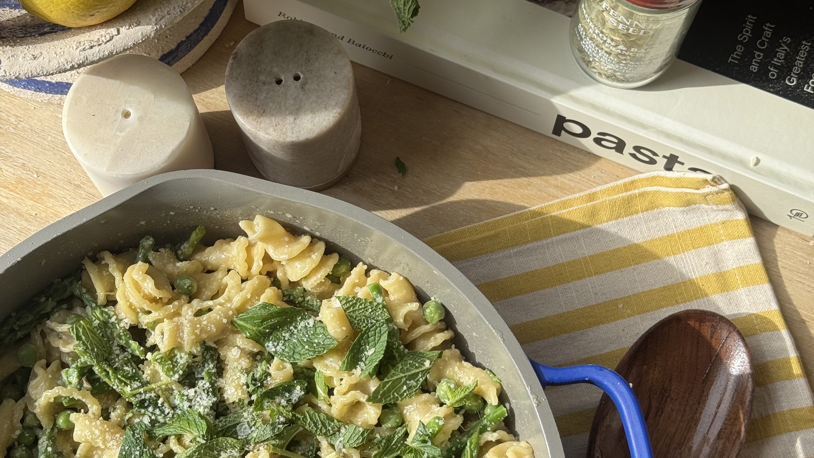 Image of Creamy Lemon Asparagus Pasta