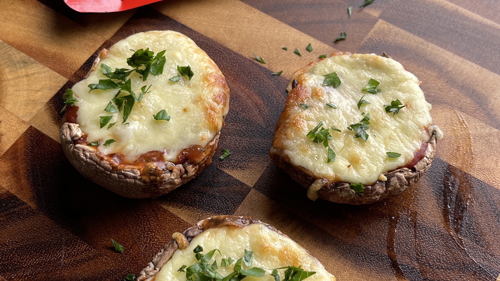 Image of Pizza Stuffed Mushrooms