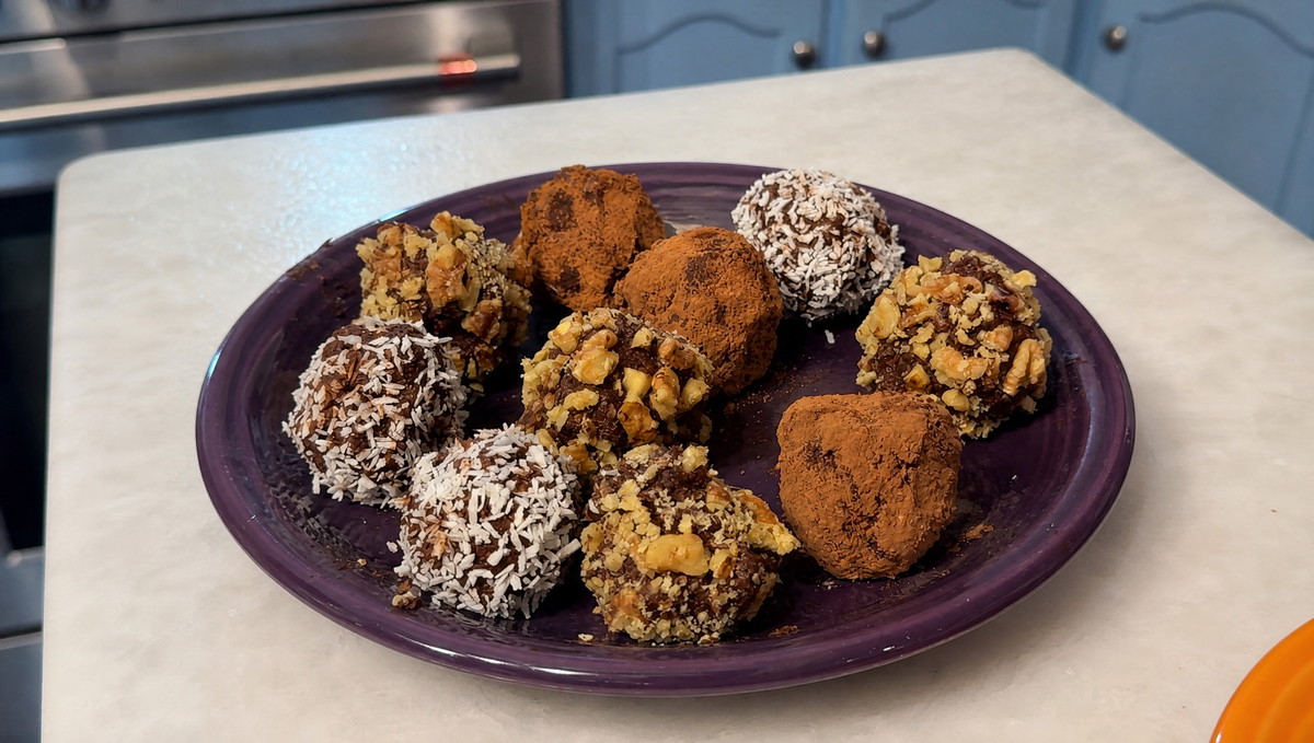 4-Ingredient Sweet Potato Cacao Balls