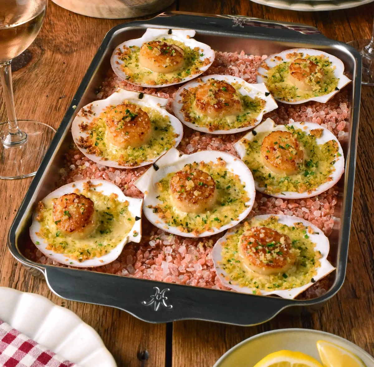 French Scallops in White Wine Cream Sauce
