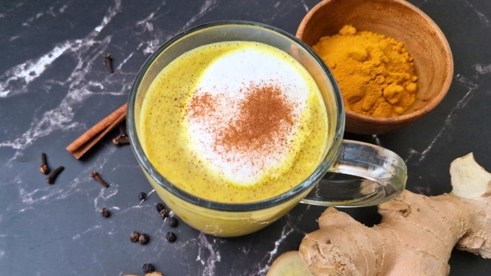 Image of Rezept für Goldene Milch (vegan)