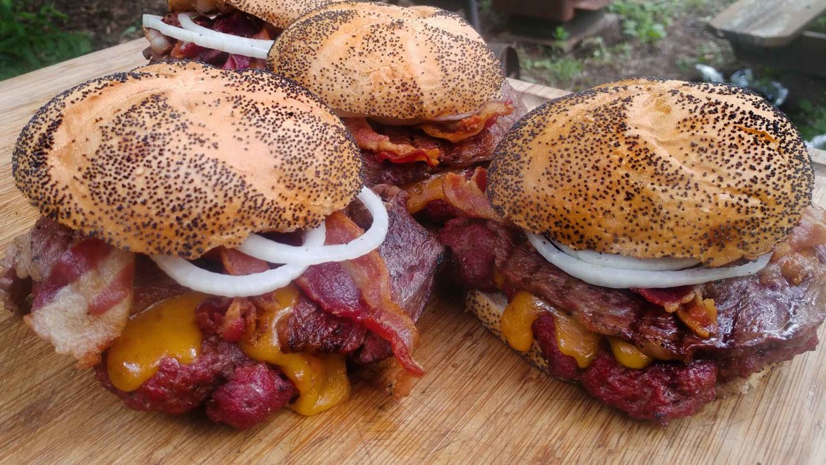 Steak ‘n Bacon Cheeseburger
