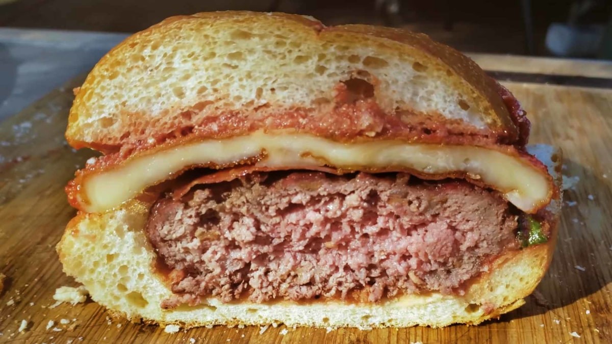 Image of Pizza Fried Cheeseburger