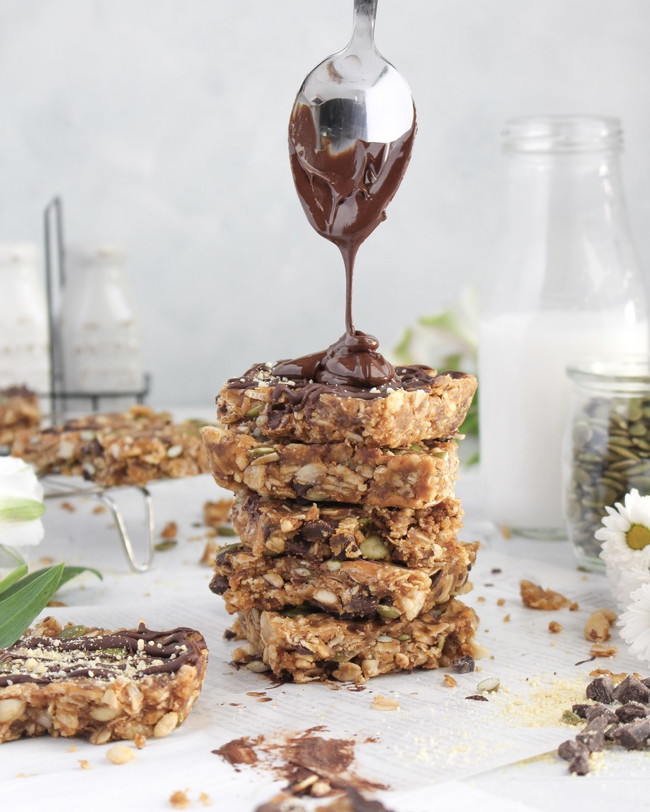Image of No Bake Sweet & Salty Granola Bars
