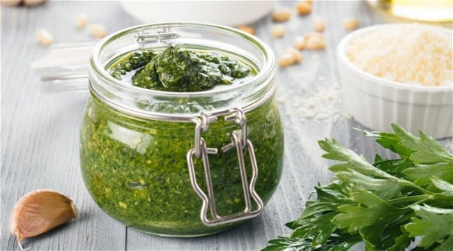 Image of 🌿 Petersilienpesto | Rezept