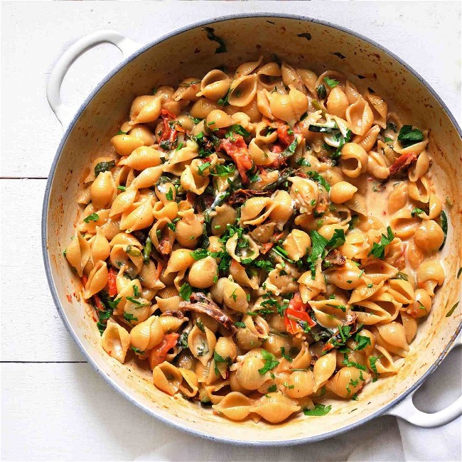 Image of Creamy Tomato and Spinach Pasta