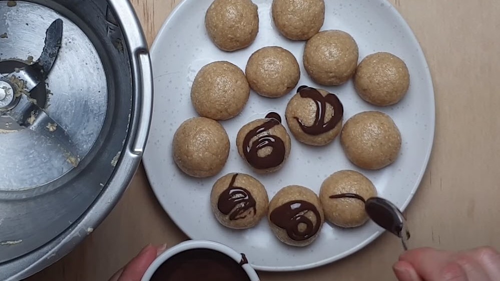 Image of Cashew Nut Protein Balls