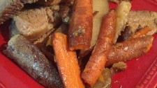 Image of Slow Cooker/Crock Pot – One Pot Pot Roast and Veggies