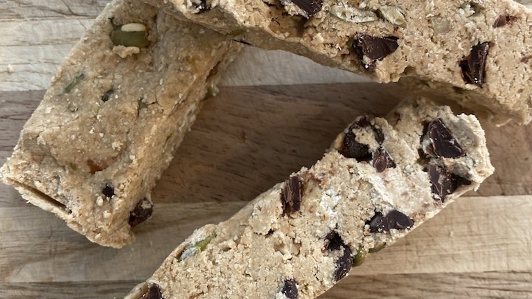 Image of Easy-Peasy Oat Bars with Plant Protein