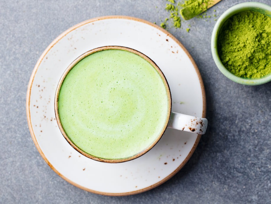 How to Make Matcha – Traditional Japanese Tea (Tutorial)