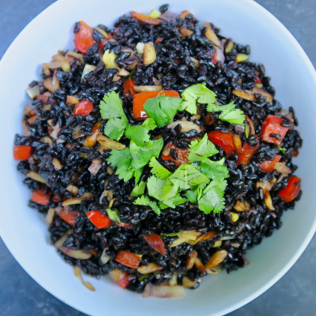 Image of crunchy coconut black rice