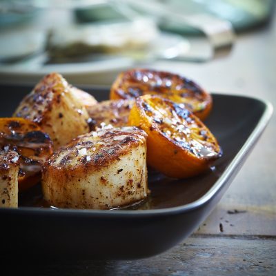 Seared Scallops with Mandarins and Penja Pepper