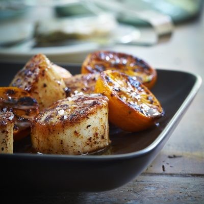 Image of Seared Scallops with Mandarins and Penja Pepper