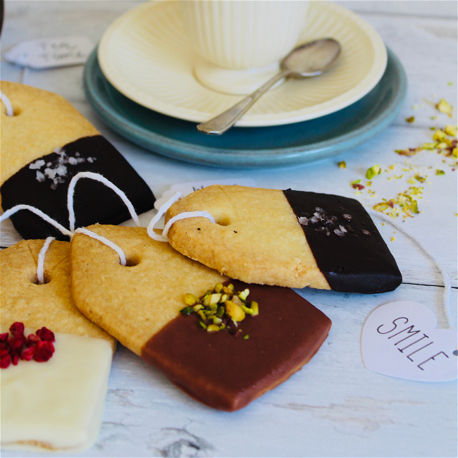Image of Dipped Teabag Shortbread