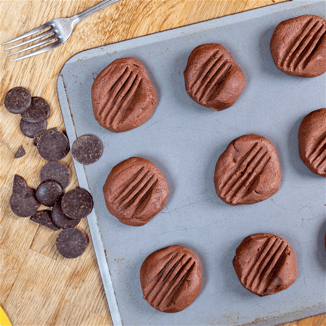 Image of Dark Chocolate Fork Cookie Recipe