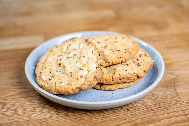 Image of White Chocolate and Raspberry Cookies