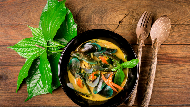 Image of Coconut Curry Mussels