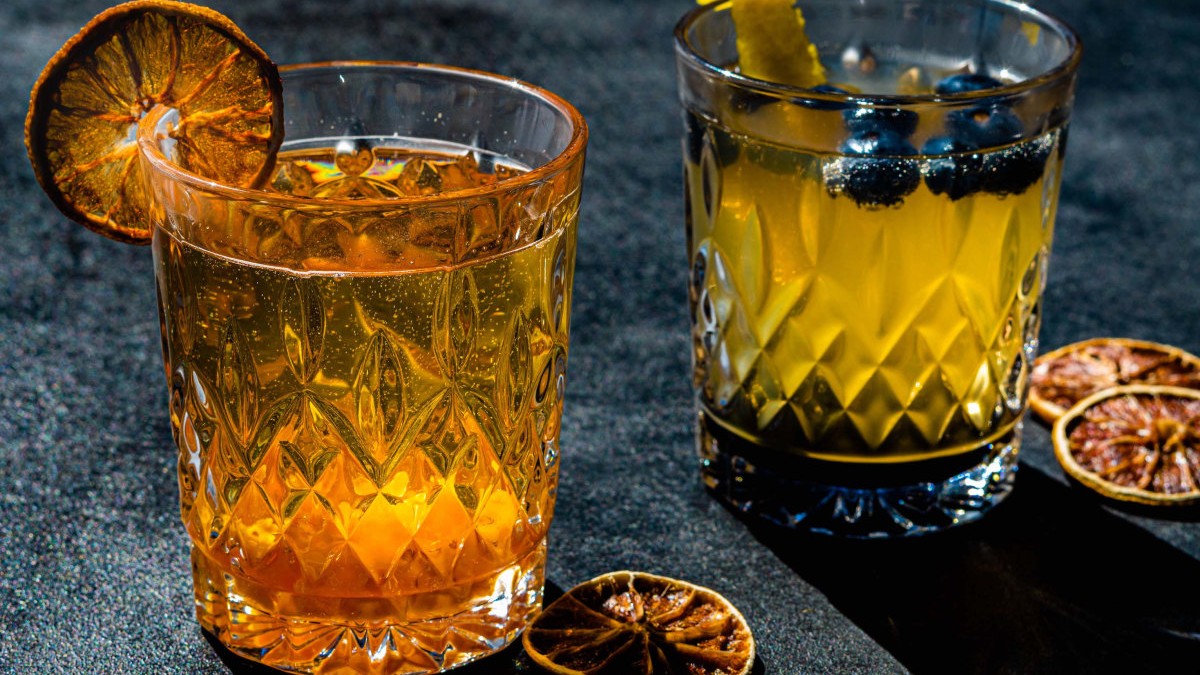 Image of Blueberry London Lemonade + Apricot Whiskey Sour