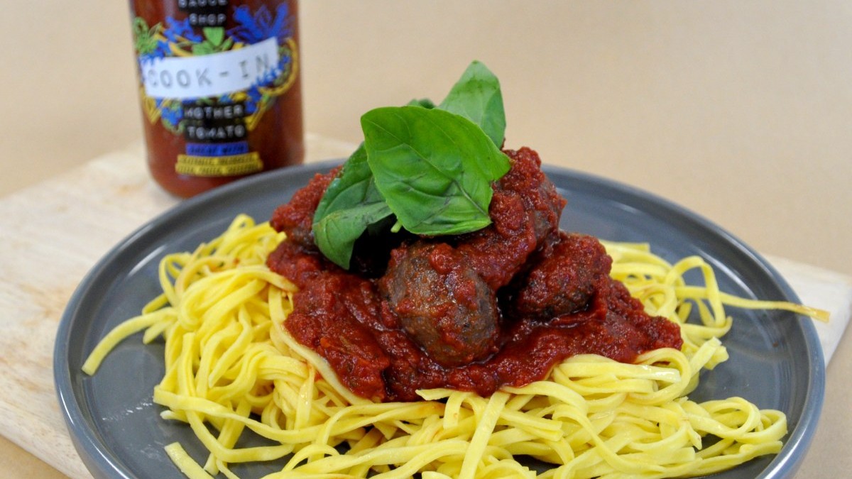 Image of Spaghetti and Meatballs with Mother Tomato Cook-In Sauce