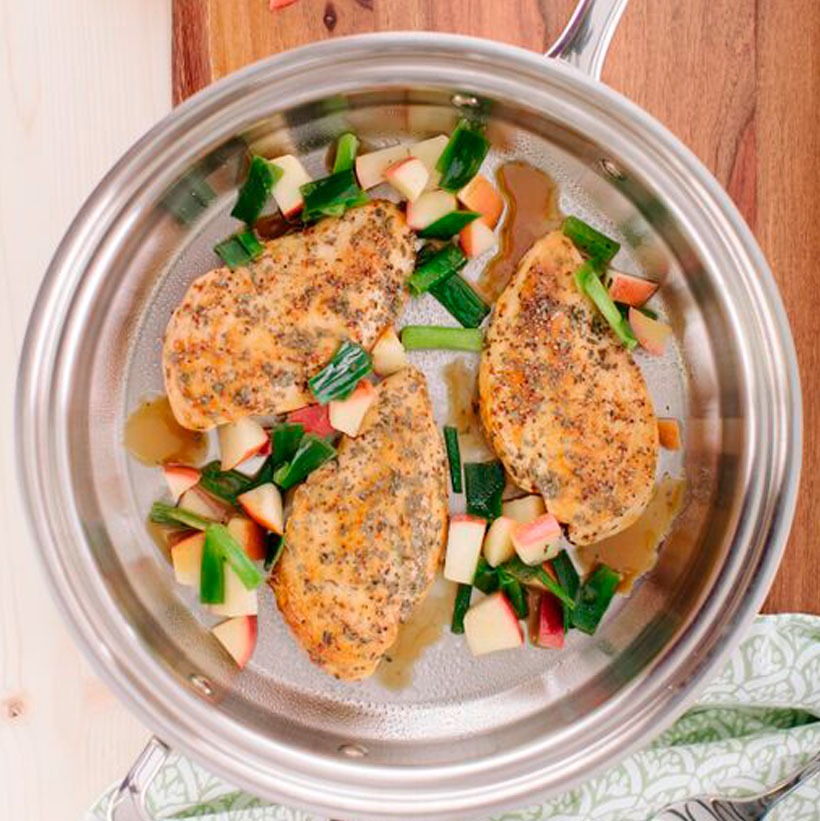 Apple Chicken with Scallions
