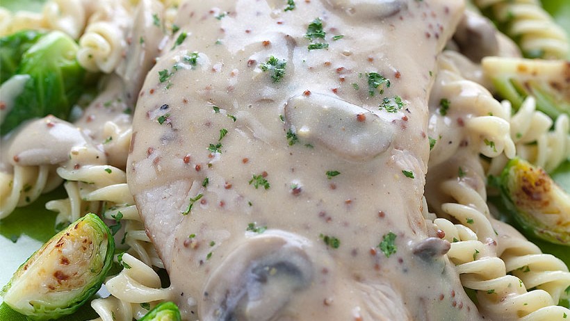 Chicken Breast with Wild Mushrooms &ndash; 360 Cookware