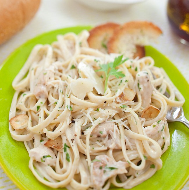 Image of Fettuccine Alfredo with Chicken