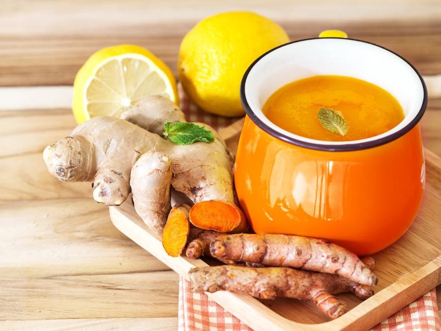 Dry Ginger Vs. Fresh Ginger: Which One Is Healthier For You? Expert Weighs  In