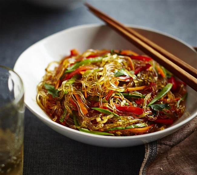 Image of Health-Helping Kelp Noodle Salad with Tamarind Dressing
