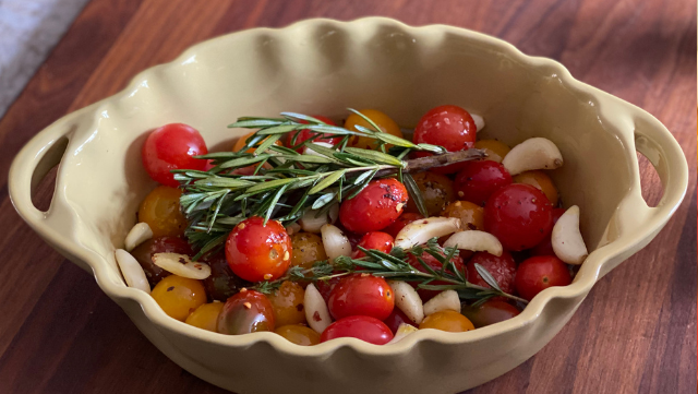 Image of Roasted Tomatoes with Garlic, Olive Oil and Rosemary 