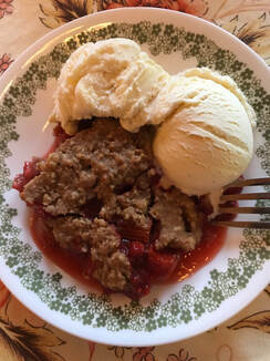 Maple Strawberry Rhubarb Crisp