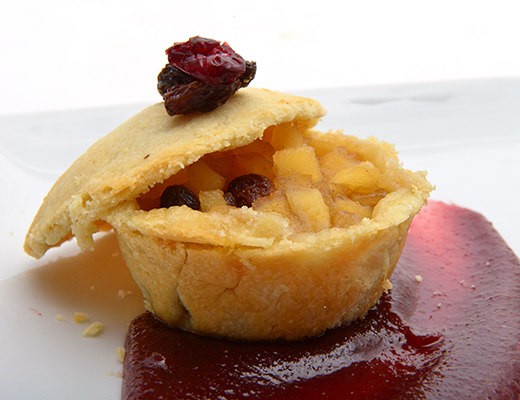 Image of Apple Raisin Pie with Cranberry/Orange Wine Sauce