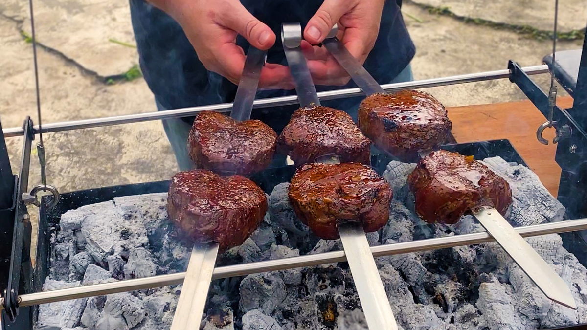 Beef clearance tenderloin bbq