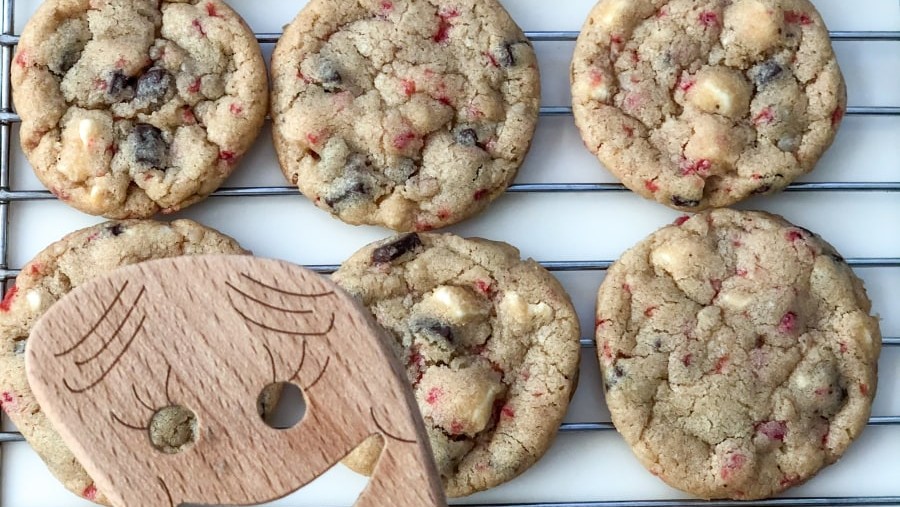 Image of Peppermint Ice Cream Cookie Sandwiches