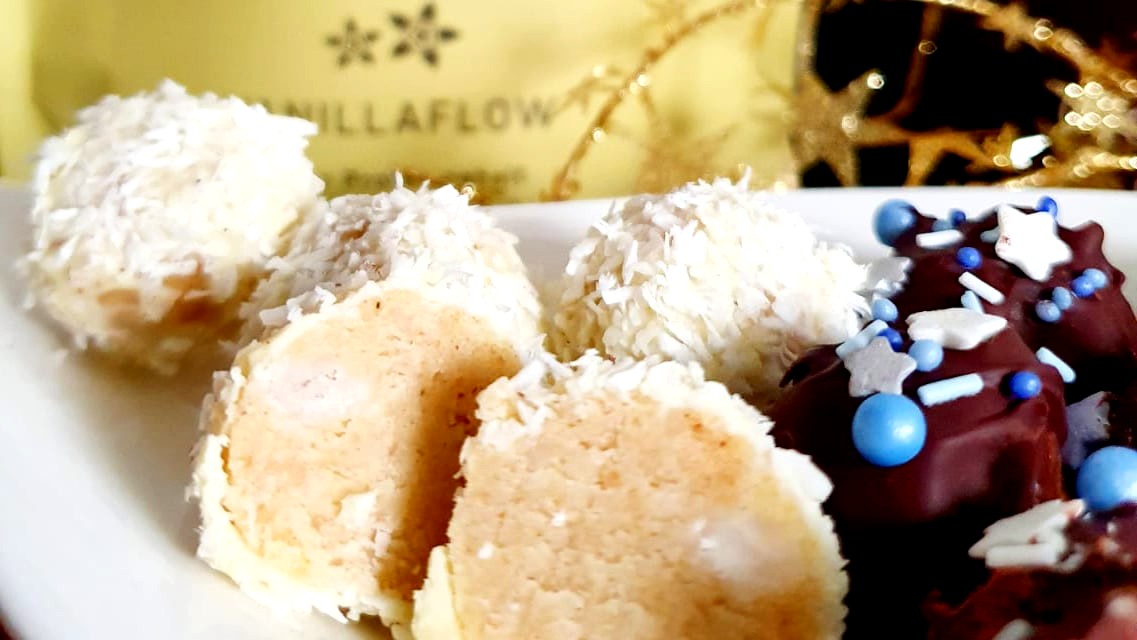 Image of RAFFAELLO-KUGELN IM MAKECAKE-STYLE