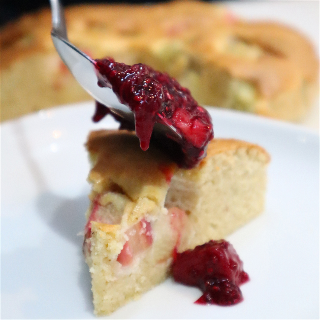 Image of Rhubarb & Ginger Cake