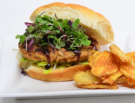 Image of Asian Chicken and Rice Burgers with DYP® Chips