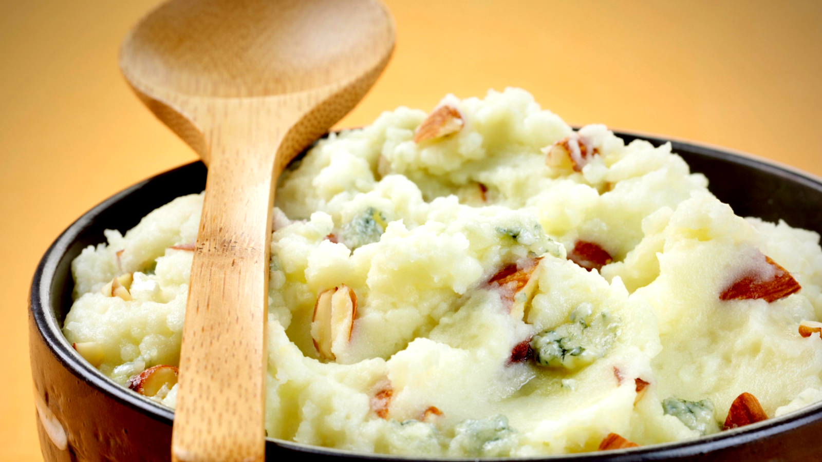 Image of Almond-Gorgonzola Mashed Potatoes 