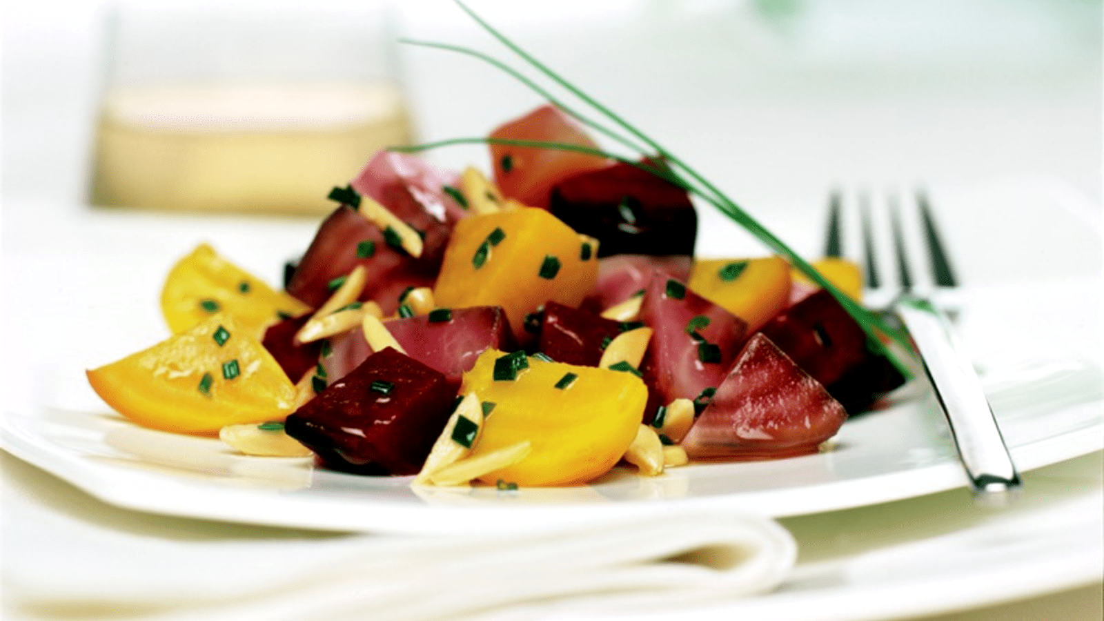 Image of Beet Salad With Almonds And Chives 