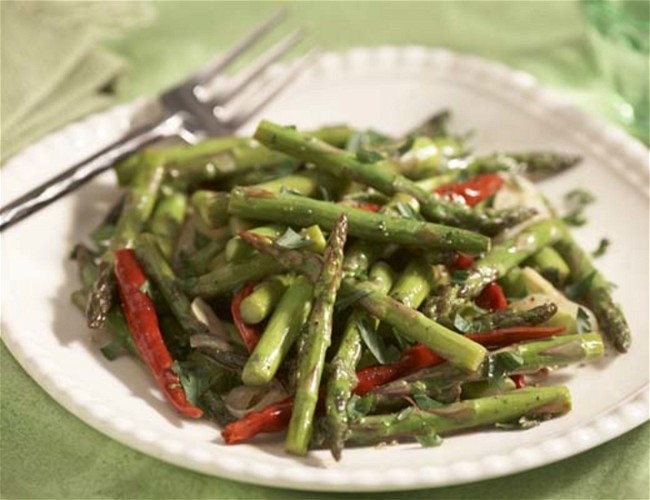 Image of Asparagus and Leeks En Escabeche