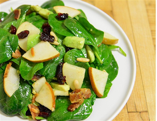 Image of Bartlett Pear and Spinach Salad