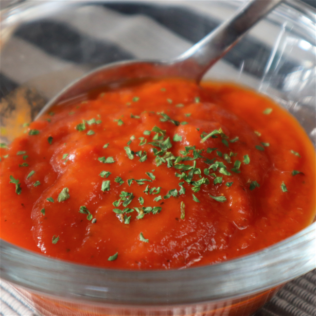 Image of Tomato & Basil Sauce
