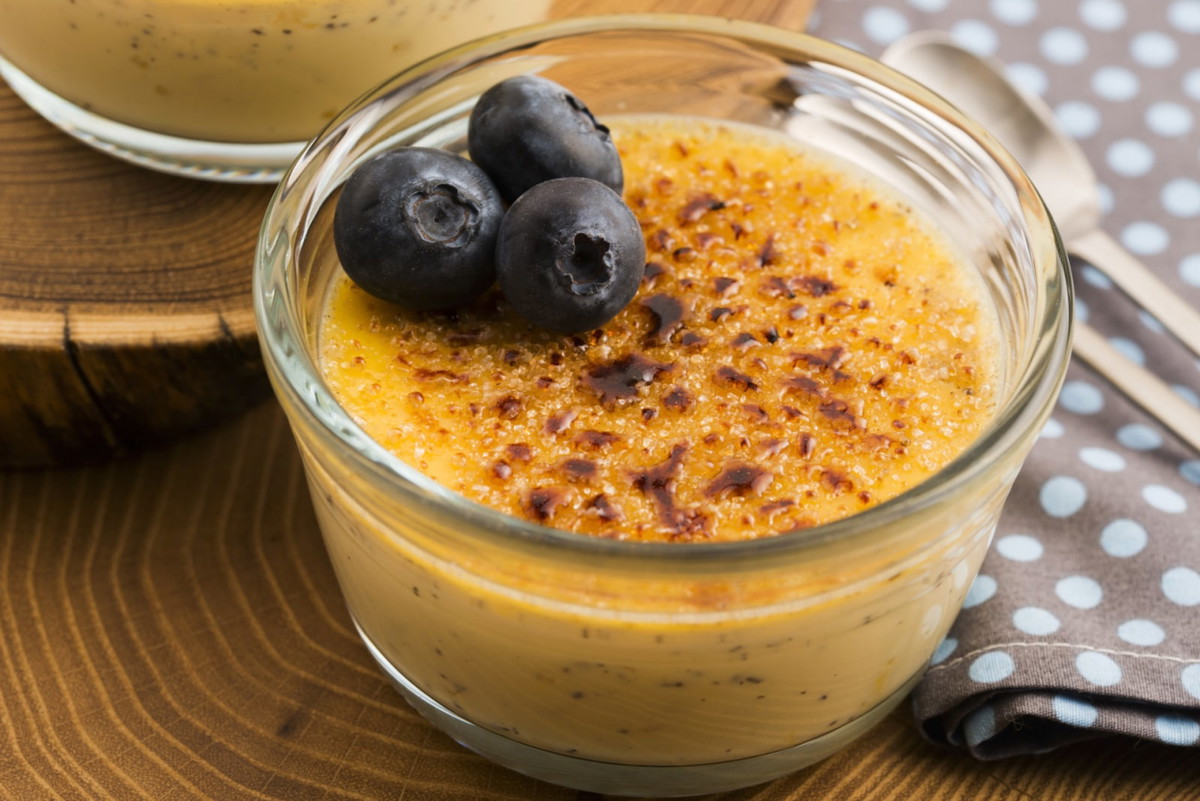 Crème brûlée con vainilla y ron