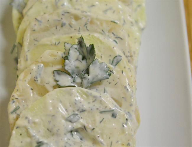 Image of Celery Root and Apple Salad (Selleriesalat mit Apfeln)
