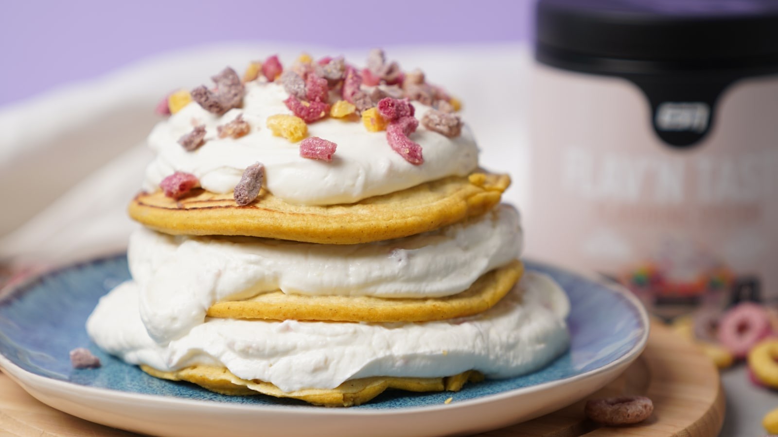 Image of Creamy Pancake Tower mit Fruit Cereals