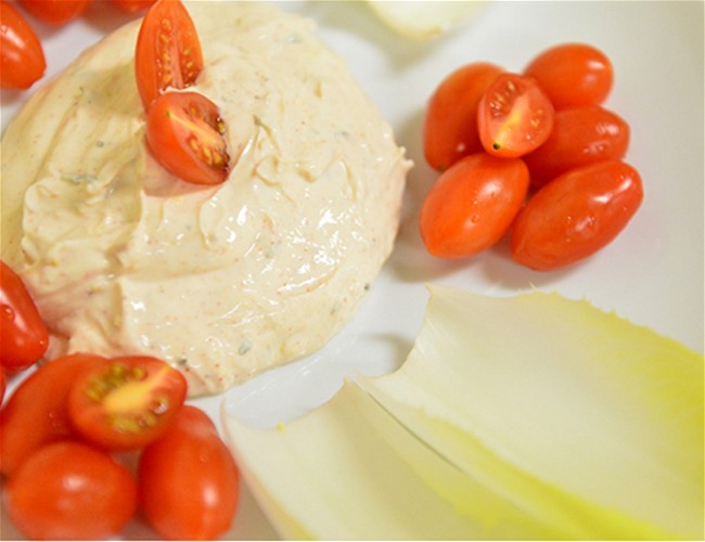 Image of Creamy Oregano Dip with Vegetables