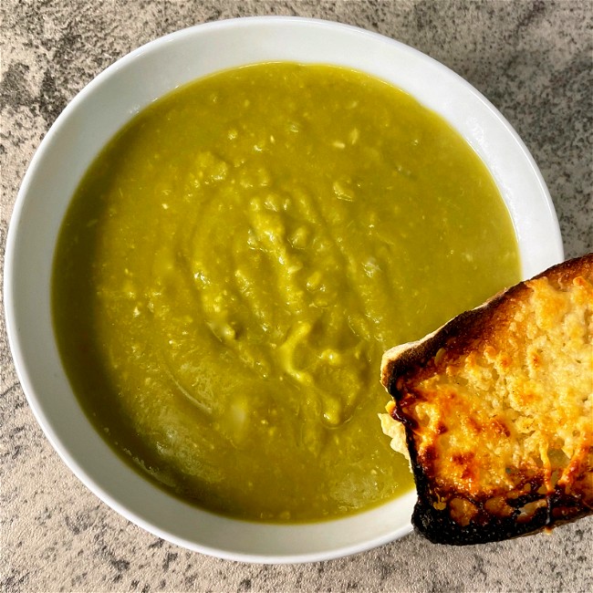Image of vegan split pea soup