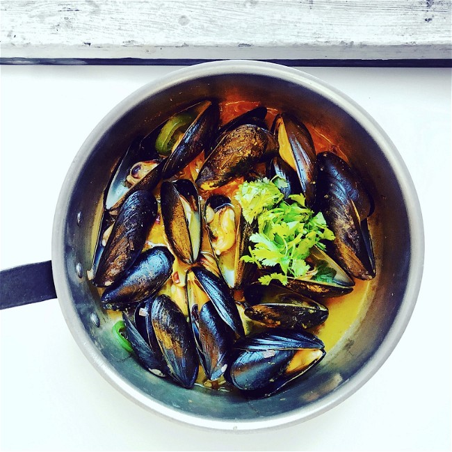 Image of Pan Seared Mussels with Makrut Lime Leaf